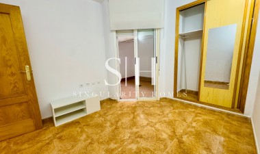 Перепродажа - Квартира / квартира - Torrevieja - Centro