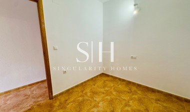 Перепродажа - Квартира / квартира - Torrevieja - Centro