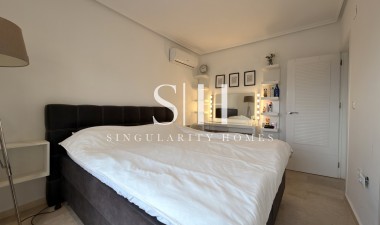 Återförsäljning - Villa - Orihuela Costa - Los Doses