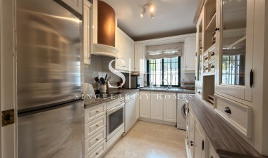 Återförsäljning - Villa - Orihuela Costa - Los Doses