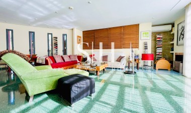 Herverkoop - Villa - Orihuela Costa - Campoamor