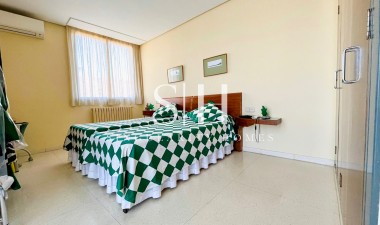 Herverkoop - Villa - Orihuela Costa - Campoamor