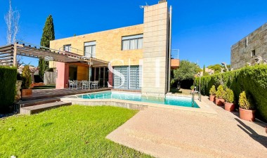 Herverkoop - Villa - Orihuela Costa - Campoamor