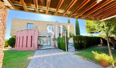 Herverkoop - Villa - Orihuela Costa - Campoamor