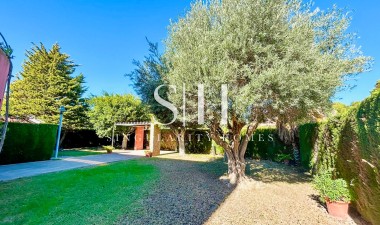 Herverkoop - Villa - Orihuela Costa - Campoamor