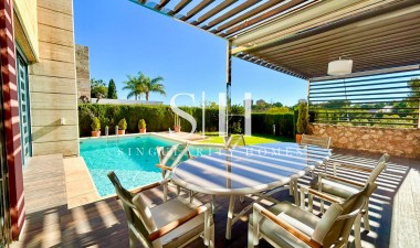 Herverkoop - Villa - Orihuela Costa - Campoamor