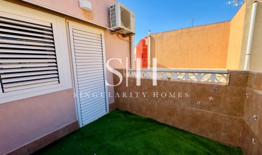 Resale - Villa - Torrevieja - Los Frutales