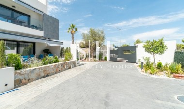 Obra nueva - Bungalow - Torrevieja - Los balcones