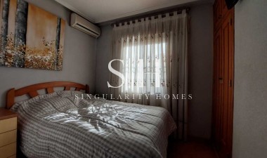 Перепродажа - Casa - Orihuela Costa - Punta Prima