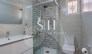 Resale - Villa - Guardamar del Segura - EL RASO