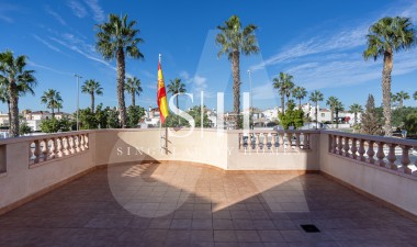 Resale - Villa - Guardamar del Segura - EL RASO