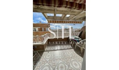 Перепродажа - Квартира / квартира - Torrevieja - Playa de cura