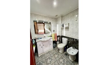 Перепродажа - Квартира / квартира - Torrevieja - Playa de cura