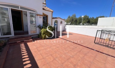 Återförsäljning - Villa - Vista Bella Golf Resort - Inland