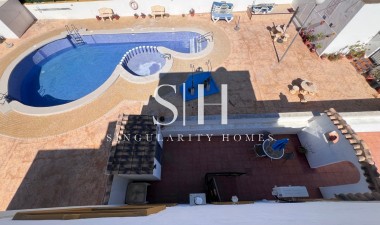 Återförsäljning - Villa - Vista Bella Golf Resort - Inland