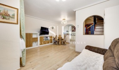 Herverkoop - Huis - Torrevieja - aguas nuevas