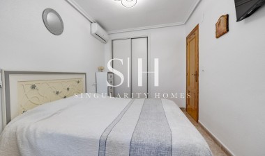 Herverkoop - Huis - Torrevieja - aguas nuevas