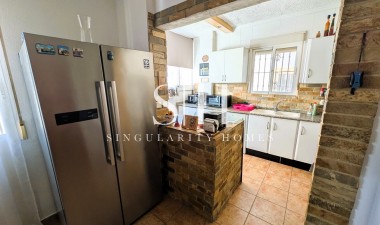 Odsprzedaż - Villa - San Miguel de Salinas