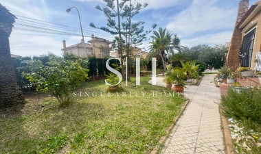 Перепродажа - Villa - Torrevieja - Aguas Nuevas