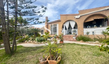 Перепродажа - Villa - Torrevieja - Aguas Nuevas