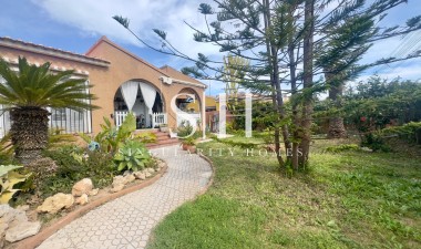 Перепродажа - Villa - Torrevieja - Aguas Nuevas