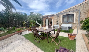 Перепродажа - Villa - Torrevieja - Aguas Nuevas