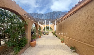 Перепродажа - Villa - Torrevieja - Aguas Nuevas