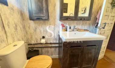 Перепродажа - Villa - Torrevieja - Aguas Nuevas