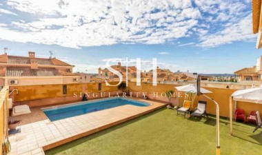 Resale - Villa - Torrevieja - aguas nuevas