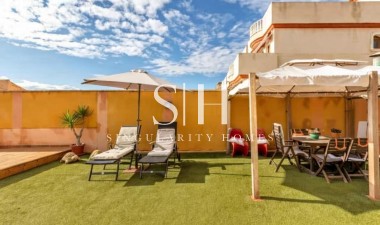 Resale - Villa - Torrevieja - aguas nuevas