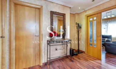 Resale - Villa - Torrevieja - aguas nuevas