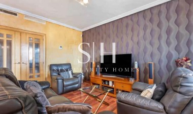 Resale - Villa - Torrevieja - aguas nuevas