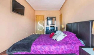 Resale - Villa - Torrevieja - aguas nuevas