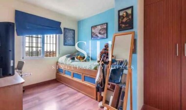 Resale - Villa - Torrevieja - aguas nuevas