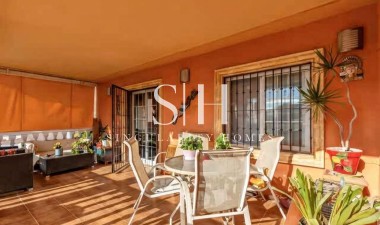 Resale - Villa - Torrevieja - aguas nuevas
