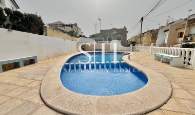 Resale - Villa - Torrevieja - Los Balcones - Los Altos del Edén