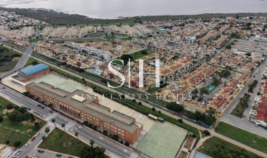 Odsprzedaż - Bungalow - Torrevieja - El Limonar