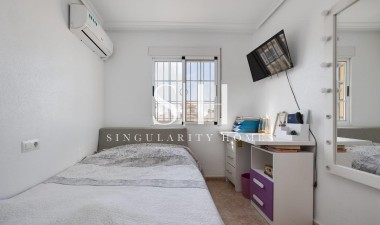 Resale - House - Torrevieja - aguas nuevas