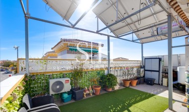 Resale - House - Torrevieja - aguas nuevas