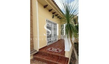 Перепродажа - Villa - Orihuela Costa - Costa Blanca