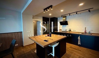 Resale - Villa - Torrevieja - Barrio Los Balcones - Los Altos del Edén