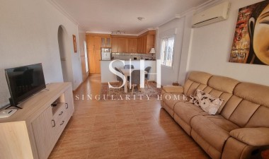 Resale - Villa - Guardamar del Segura - Urbanizaciones