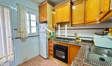 Resale - Villa - Torrevieja - Costa Blanca