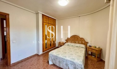 Resale - Villa - Torrevieja - Costa Blanca