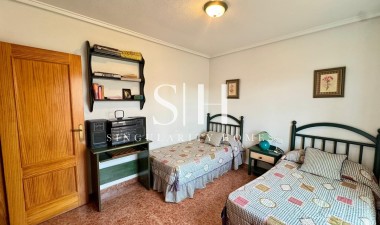 Resale - Villa - Torrevieja - Costa Blanca