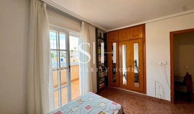 Resale - Villa - Torrevieja - Costa Blanca