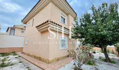 Resale - Villa - Torrevieja - Costa Blanca