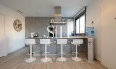 Odsprzedaż - Villa - Orihuela Costa - Costa Blanca