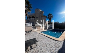 Återförsäljning - Villa - Rojales - La Marquesa