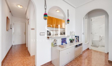 Resale - Apartment / flat - Torrevieja - Centro